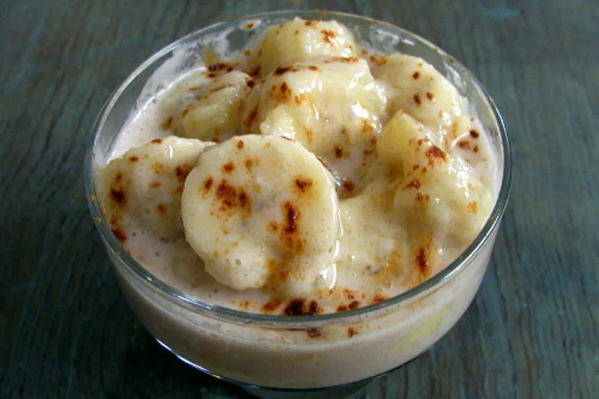 Banana-in-Coconut-Milk - ThaiMantra Pattaya Banana-in-Coconut-Milk