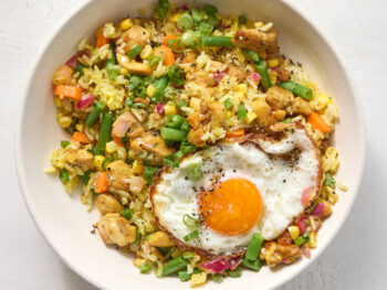 Fried-Rice-with-Curry-Paste-&-Egg