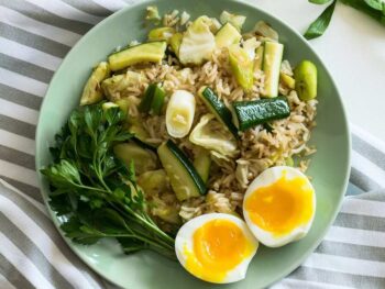 Green-Curry-Fried-Rice-with-Egg