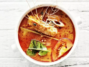 King-Prawn-Tom-Yum-Soup-(4pcs.)